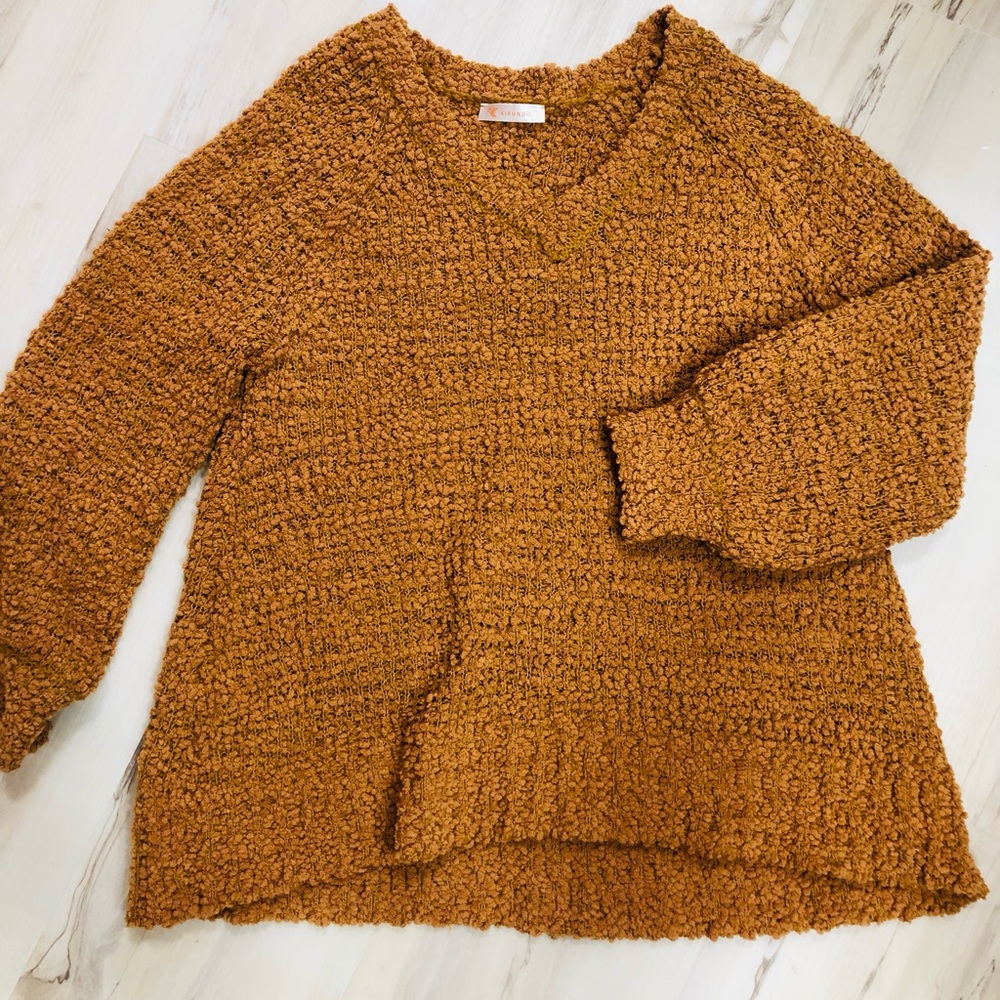 Cozy Women's Sweater in Warm Brown